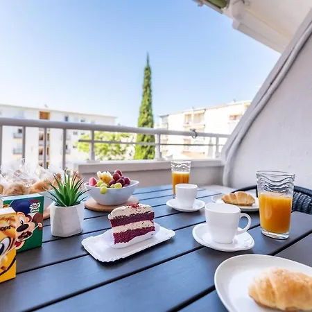 By & Pool - Ac - Free Parking Apartament Salou