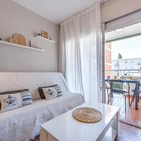Apartamento By & Pool - Ac - Free Parking Salou